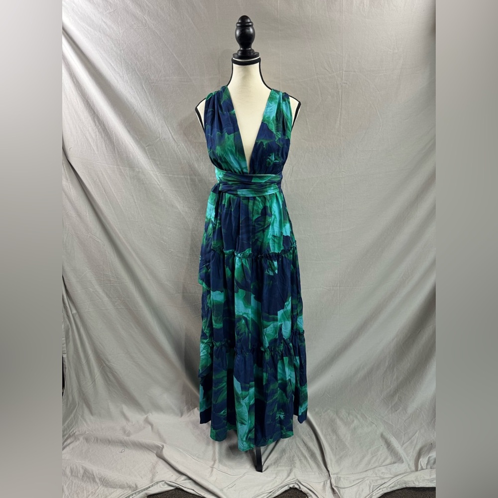 Boho Low Cut V Neck Backless Dress - Picture 5 of 8